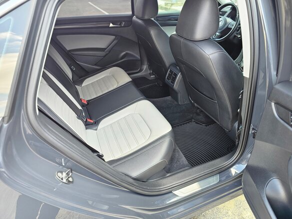2014 Volkswagen Passat (North America and China) I, серый - вид 11