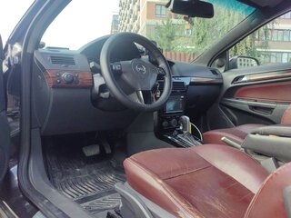 2007 Opel Astra GTC H Рестайлинг, чёрный, 250000 рублей, вид 3