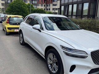 2020 Genesis GV70 I, белый, 5000000 рублей, вид 3