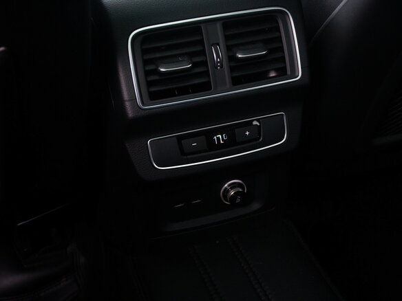 2021 Audi Q5 L 45 TFSI II (FY) Рестайлинг, чёрный, 4649000 рублей - вид 13