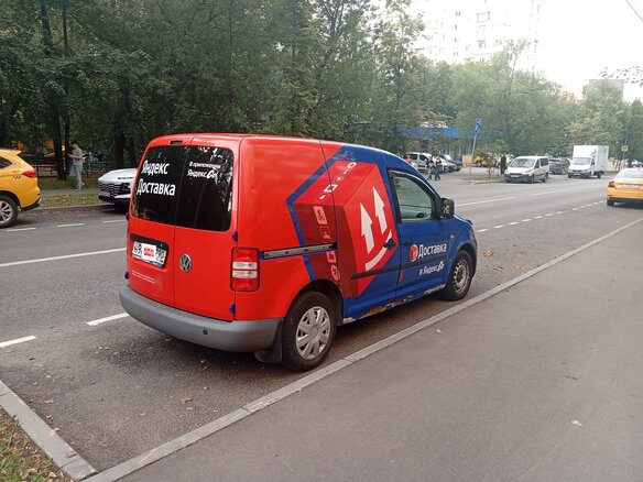 2011 Volkswagen Caddy, синий, 480000 рублей - вид 1