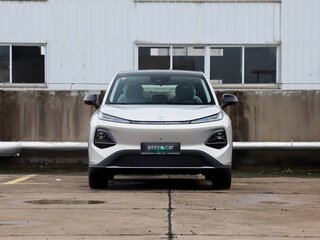2026 Changan Qiyuan Q05 51.9 kWh II, серебристый, 2338000 рублей, вид 1