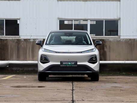 2026 Changan Qiyuan Q05 51.9 kWh II, серебристый, 2394000 рублей, вид 1