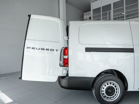 2025 Peugeot Expert III Рестайлинг, белый, 5099000 рублей - вид 10