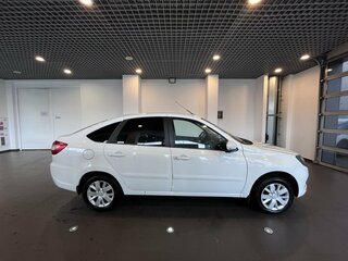2021 Lada (ВАЗ) Granta I Рестайлинг, белый, 770000 рублей, вид 2