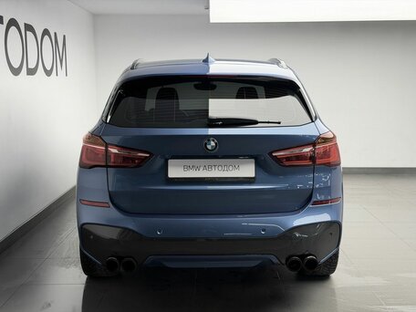 2018 BMW X1 20i xDrive II (F48), синий, 2642000 рублей, вид 3