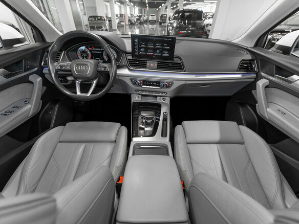 2021 Audi Q5 45 TFSI II (FY) Рестайлинг, белый, 4000000 рублей - вид 7
