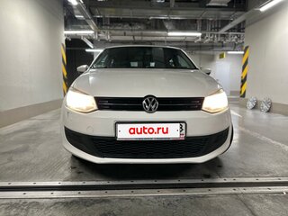 2014 Volkswagen Polo V, белый, 650000 рублей, вид 4