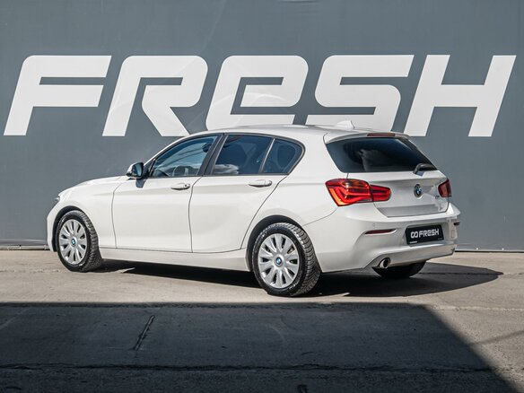 2015 BMW 1 серии 118i II (F20/F21) Рестайлинг, белый - вид 1