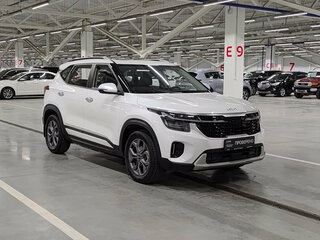 2024 Kia Seltos I Рестайлинг, белый, 2550000 рублей, вид 3