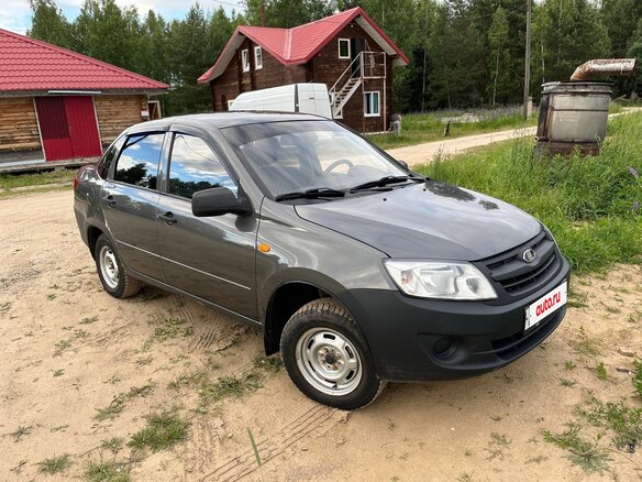 2013 Lada (ВАЗ) Granta I, серебристый, 265000 рублей