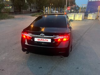 2012 Toyota Camry VII (XV50), чёрный, 1350000 рублей, вид 3