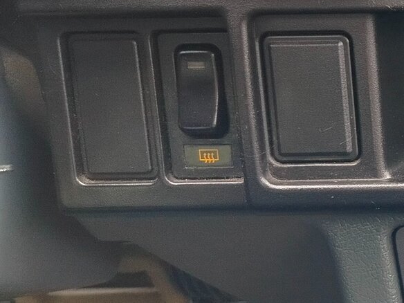 1987 Mazda 323 III (BF), синий - вид 11