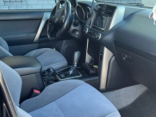 2013 Toyota Land Cruiser Prado 150 Series, чёрный, 3200000 рублей, вид 4