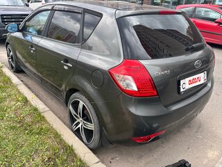 2010 Kia Ceed I Рестайлинг, серебристый, 680000 рублей, вид 5