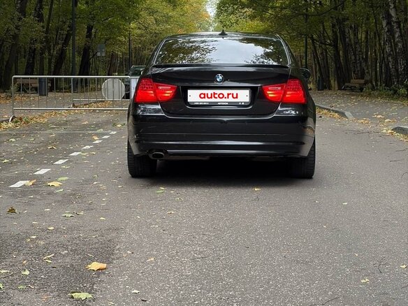 2011 BMW 3 серии 318i V (E90/E91/E92/E93) Рестайлинг, чёрный, 950000 рублей - вид 5