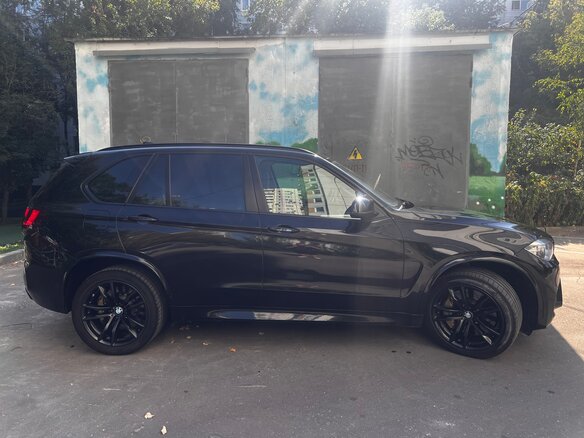 2017 BMW X5 25d III (F15), чёрный, 3300000 рублей - вид 10