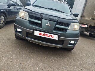 2005 Mitsubishi Outlander I, зелёный, 550000 рублей, вид 2