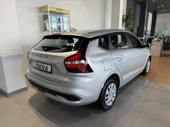 2026 Lada (ВАЗ) Iskra SW, серебристый, 1585000 рублей - вид 2