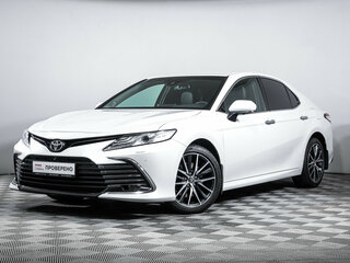 2021 Toyota Camry VIII (XV70) Рестайлинг, белый, 3729000 рублей, вид 1
