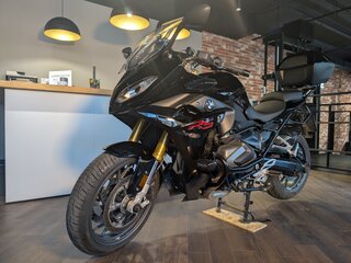 2021 BMW R 1250 RS, чёрный, 1649000 рублей, вид 1