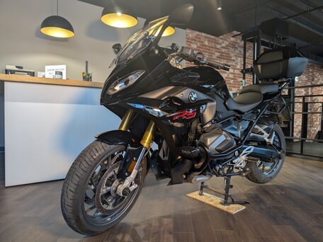 2021 BMW R 1250 RS, чёрный, 1700000 рублей, вид 1