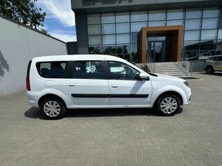 2026 Lada (ВАЗ) Largus I Рестайлинг, белый, 1632000 рублей, вид 4