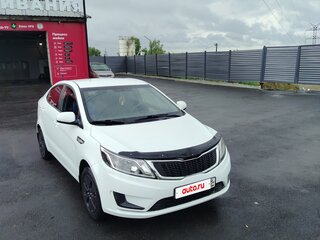 2013 Kia Rio III, белый, 720000 рублей, вид 1