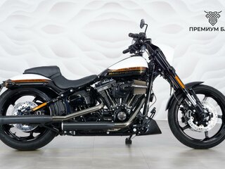 Harley-Davidson CVO Pro Street Breakout