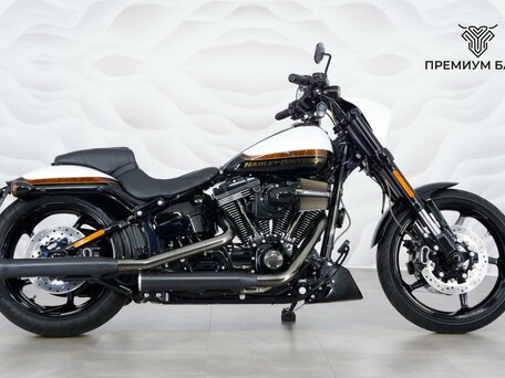 2016 Harley-Davidson CVO Pro Street Breakout, белый, 2599000 рублей, вид 1