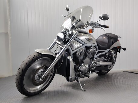 2003 Harley-Davidson V-Rod, серый, 569000 рублей, вид 4