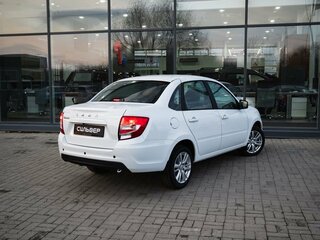 2026 Lada (ВАЗ) Granta I Рестайлинг, белый, 1188000 рублей, вид 4
