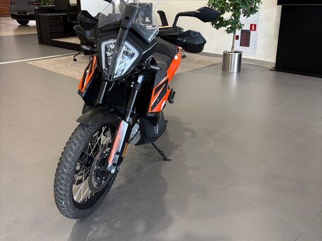 2021 KTM 890 Adventure, оранжевый, 1250000 рублей, вид 2