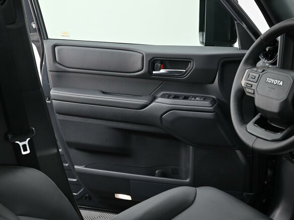 2026 Toyota Land Cruiser Prado 250 Series, серый, 10400000 рублей - вид 19