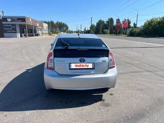 2015 Toyota Prius III Рестайлинг (XW30), серый, 1250000 рублей, вид 3