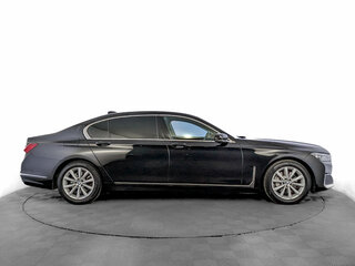 2020 BMW 7 серии Long 730Ld xDrive VI (G11/G12) Рестайлинг, чёрный, 4500000 рублей, вид 4
