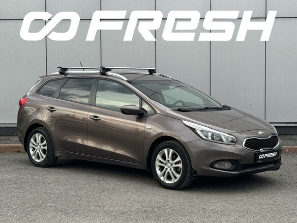 2013 Kia Ceed II, коричневый, 930000 рублей