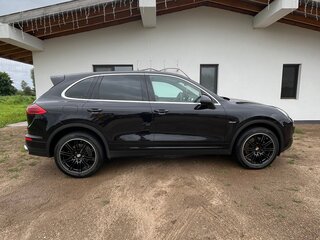 2014 Porsche Cayenne Diesel II Рестайлинг (958), чёрный, 3700000 рублей, вид 4