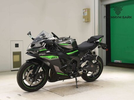 2024 Kawasaki ZX-6R Ninja, чёрный, 1327000 рублей, вид 4