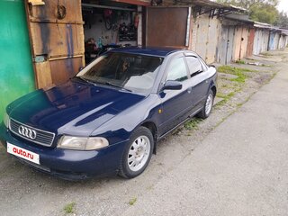 1998 Audi A4 I (B5), синий, 320000 рублей, вид 1