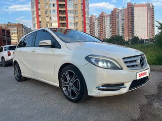 2014 Mercedes-Benz B-Класс 180 II (W246), белый, 940000 рублей, вид 1