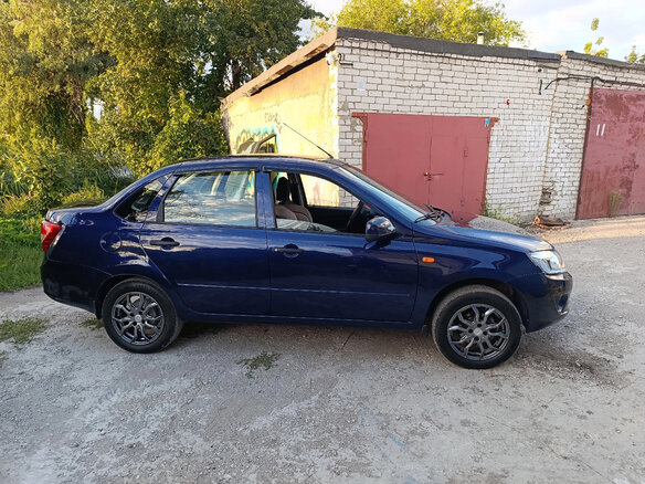 2013 Lada (ВАЗ) Granta I, синий, 500000 рублей - вид 2