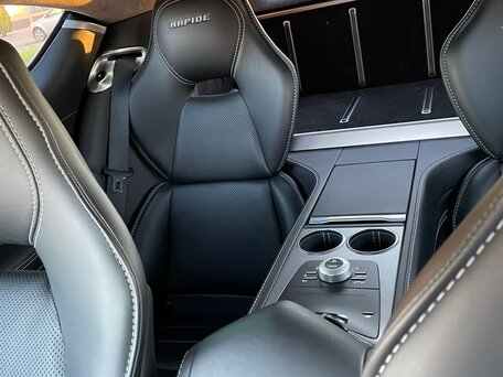 2010 Aston Martin Rapide I, чёрный, 7800000 рублей, вид 3