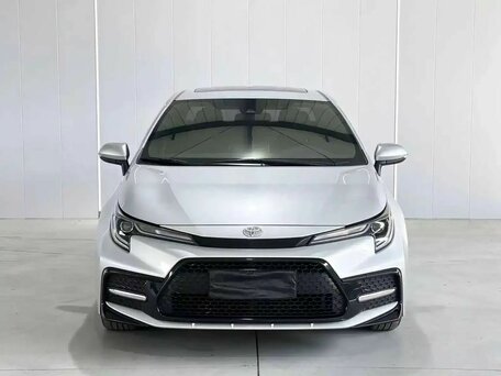 2023 Toyota Levin XII (E210) Рестайлинг, серебристый, 1610000 рублей, вид 3