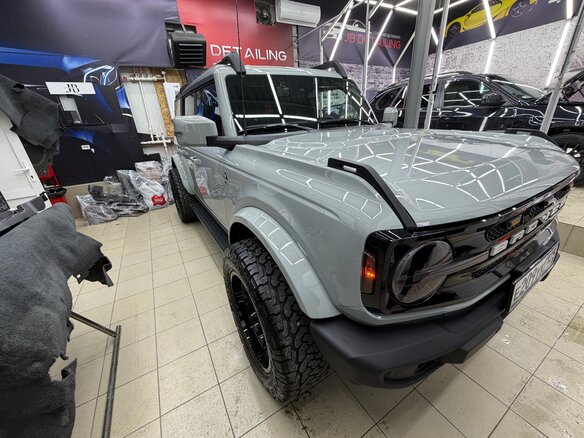 2022 Ford Bronco VI, серый - вид 22