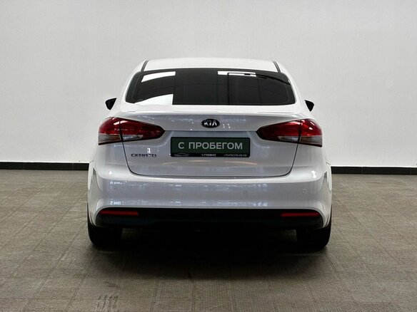 2016 Kia Cerato III Рестайлинг (Classic), белый - вид 19