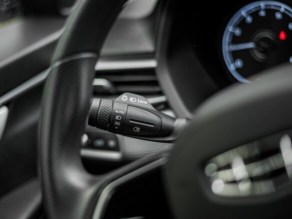 2024 Geely Emgrand II, белый, 1522000 рублей - вид 5
