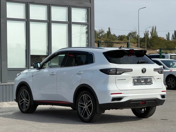 2024 Changan UNI-S I, белый, 1895000 рублей - вид 9