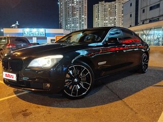 2012 BMW 7 серии Long 750Li xDrive V (F01/F02/F04), чёрный, 1460000 рублей, вид 3