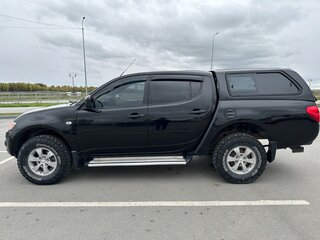 2013 Mitsubishi L200 Easy Select IV Рестайлинг, чёрный, 1350000 рублей, вид 3